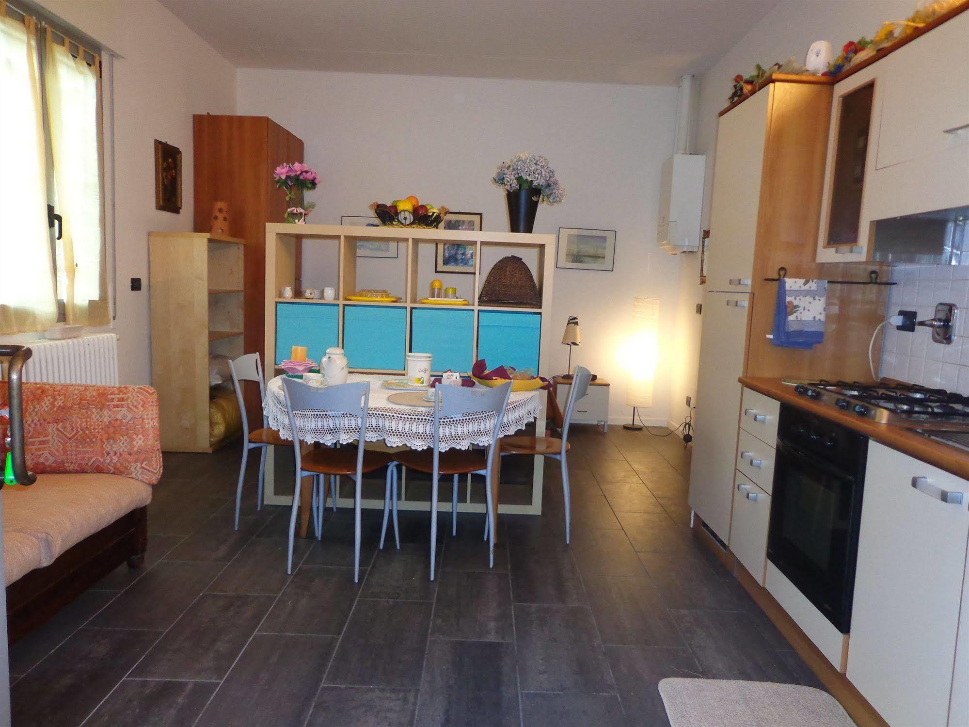 Casa Lory Appartement Bologna Buitenkant foto