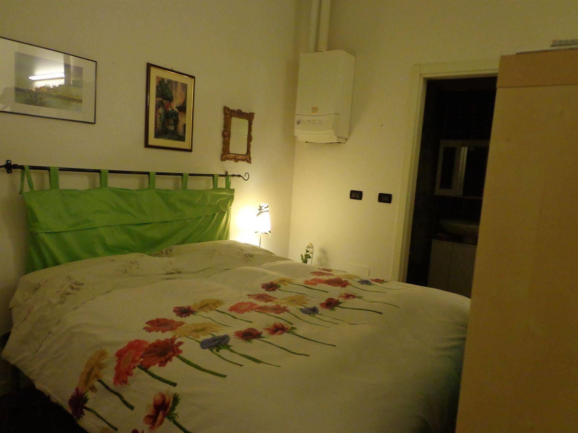 Casa Lory Appartement Bologna Buitenkant foto