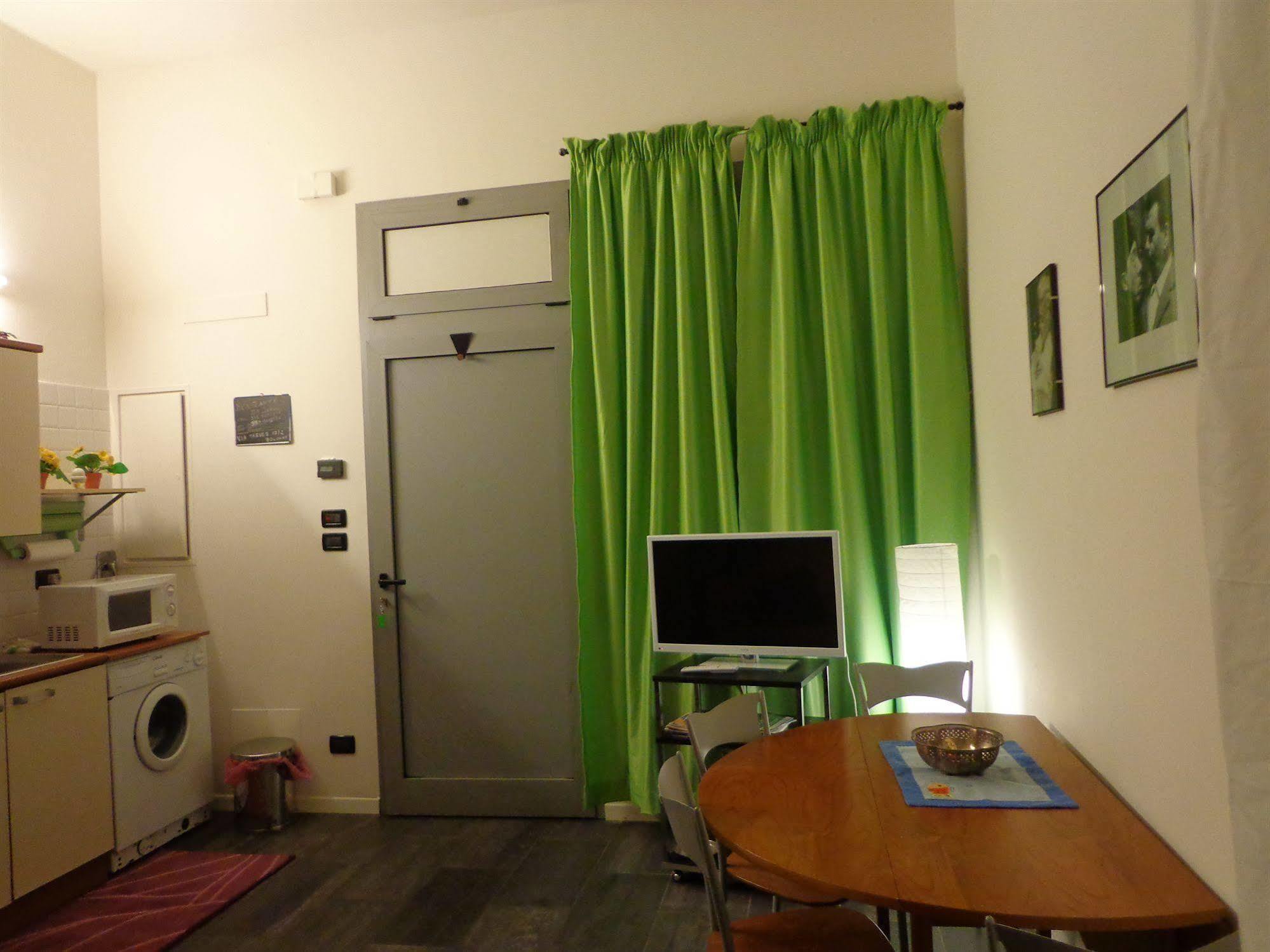 Casa Lory Appartement Bologna Buitenkant foto