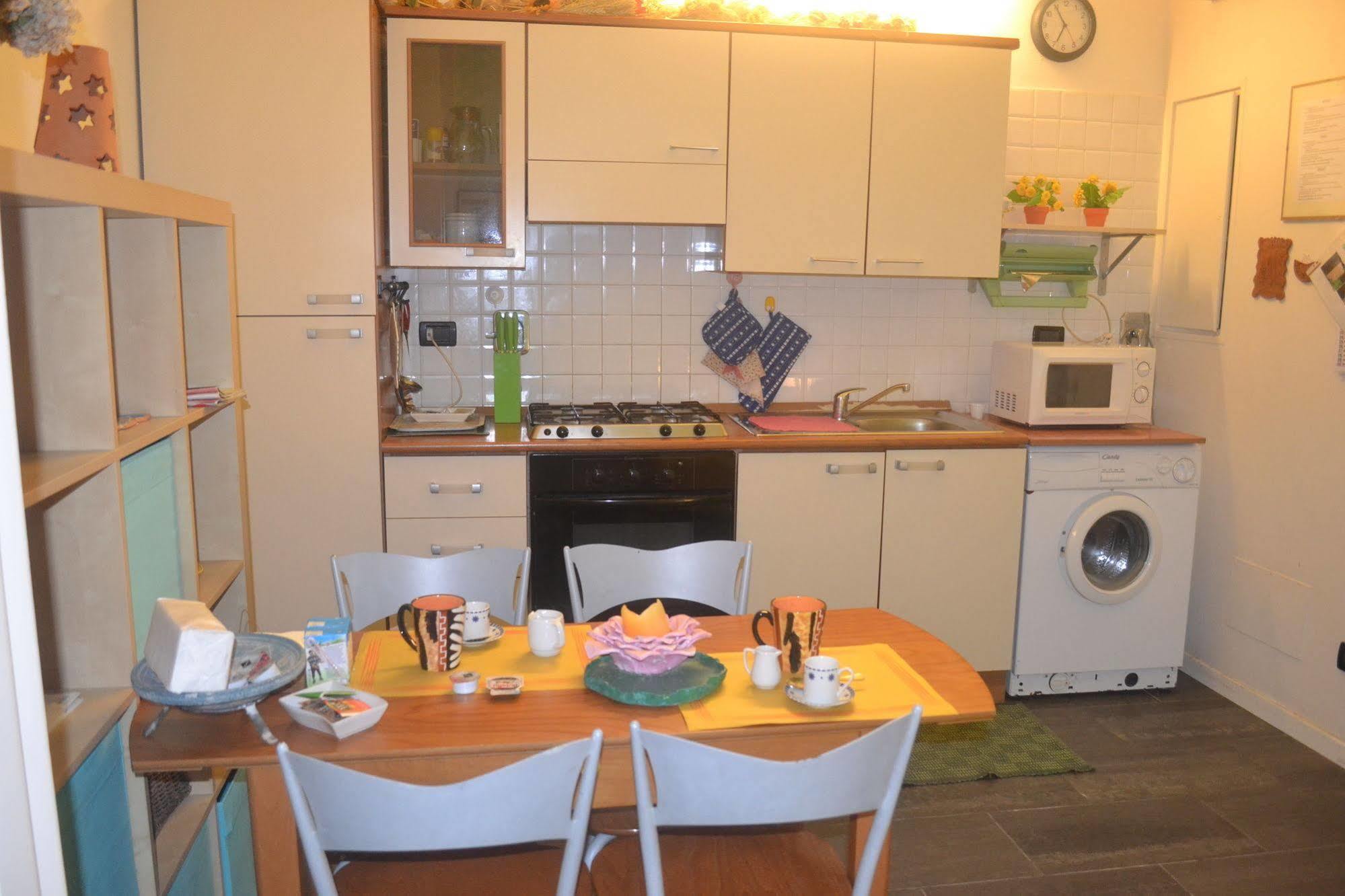 Casa Lory Appartement Bologna Buitenkant foto