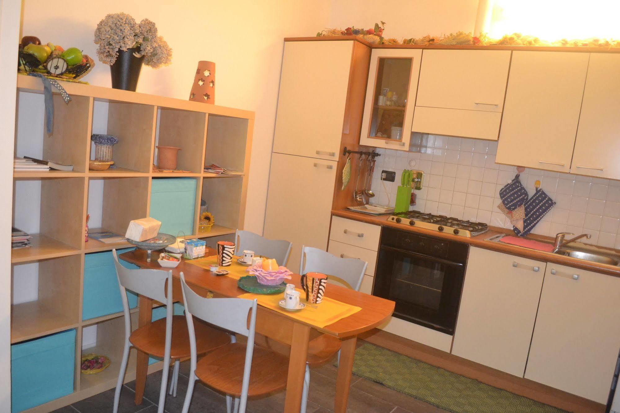 Casa Lory Appartement Bologna Buitenkant foto